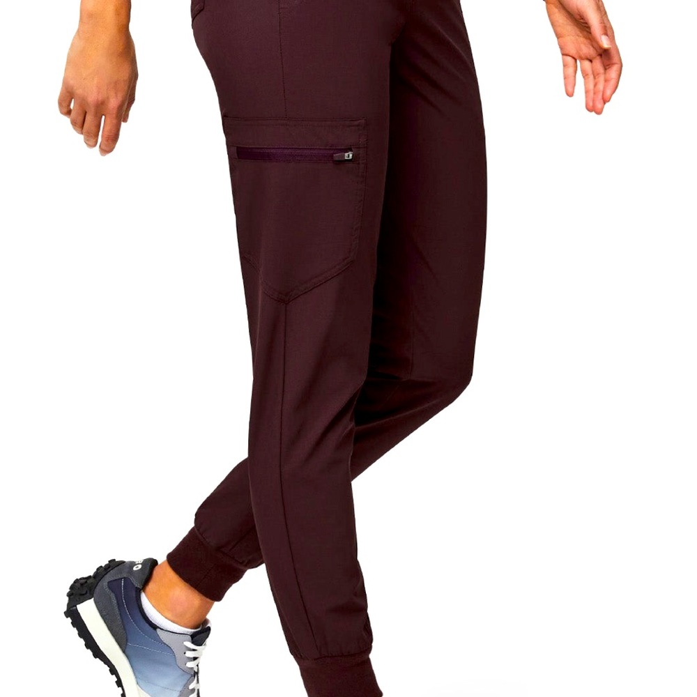 Dark fig  Size Large Figs Zamora joggers.